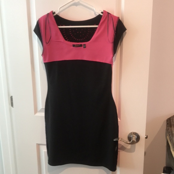 Dex Silhouette Black Laser Cut Dress - Picture 4 of 4